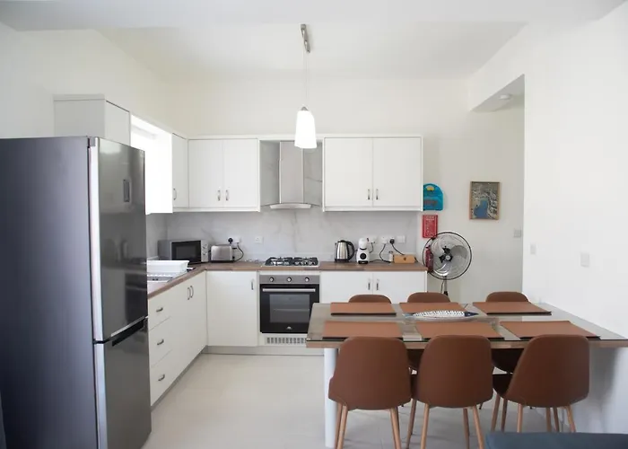 Sun Sea Living Gozo Apartament