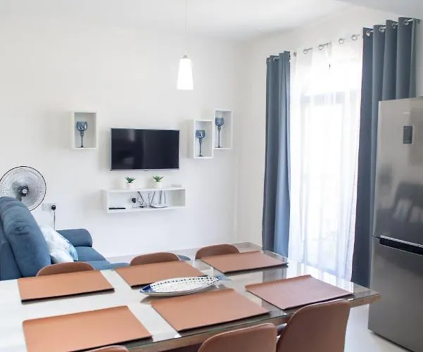 Sun Sea Living Gozo Apartament *